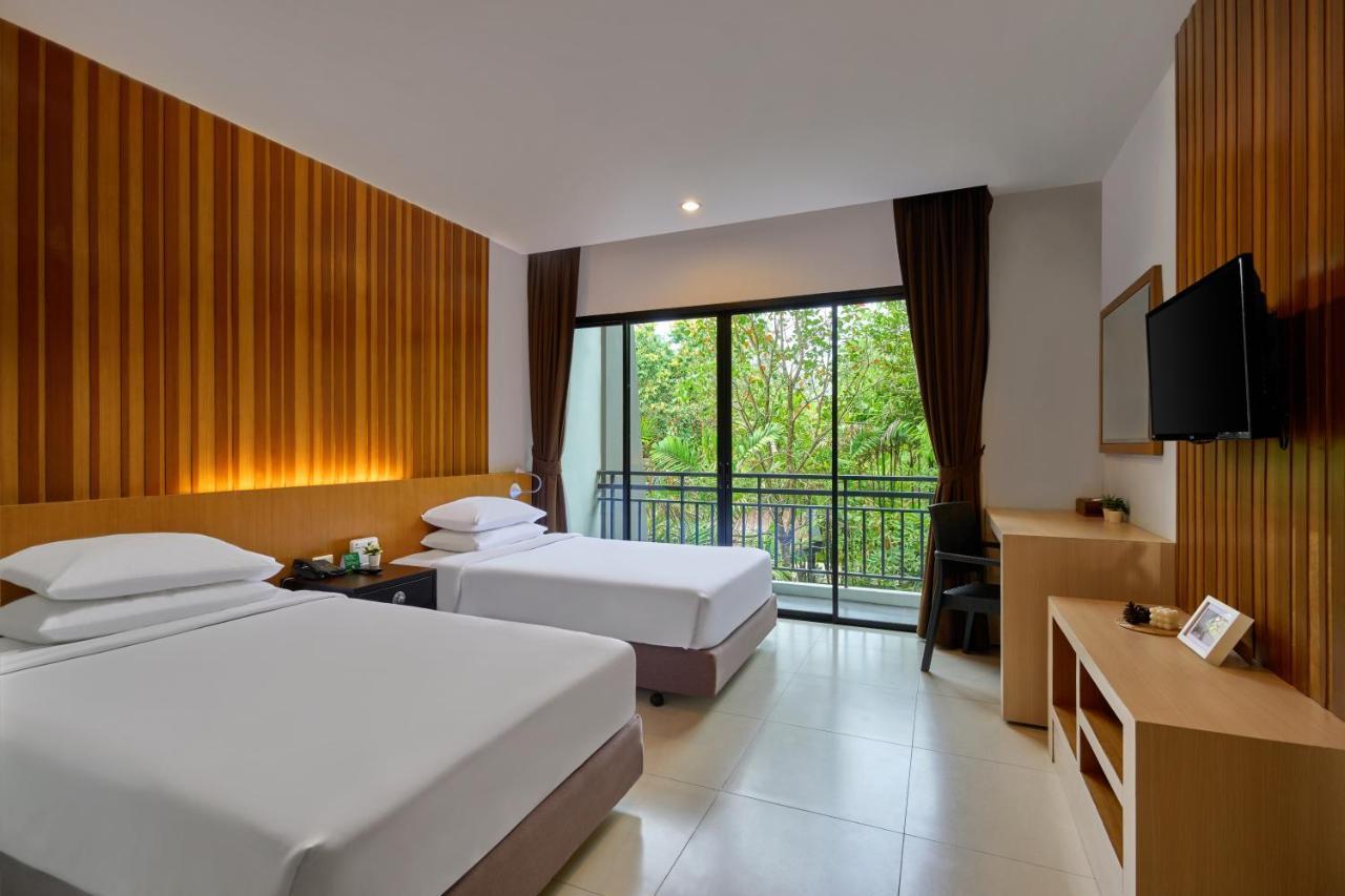 Nai Yang Beach Resort And Spa Exterior photo