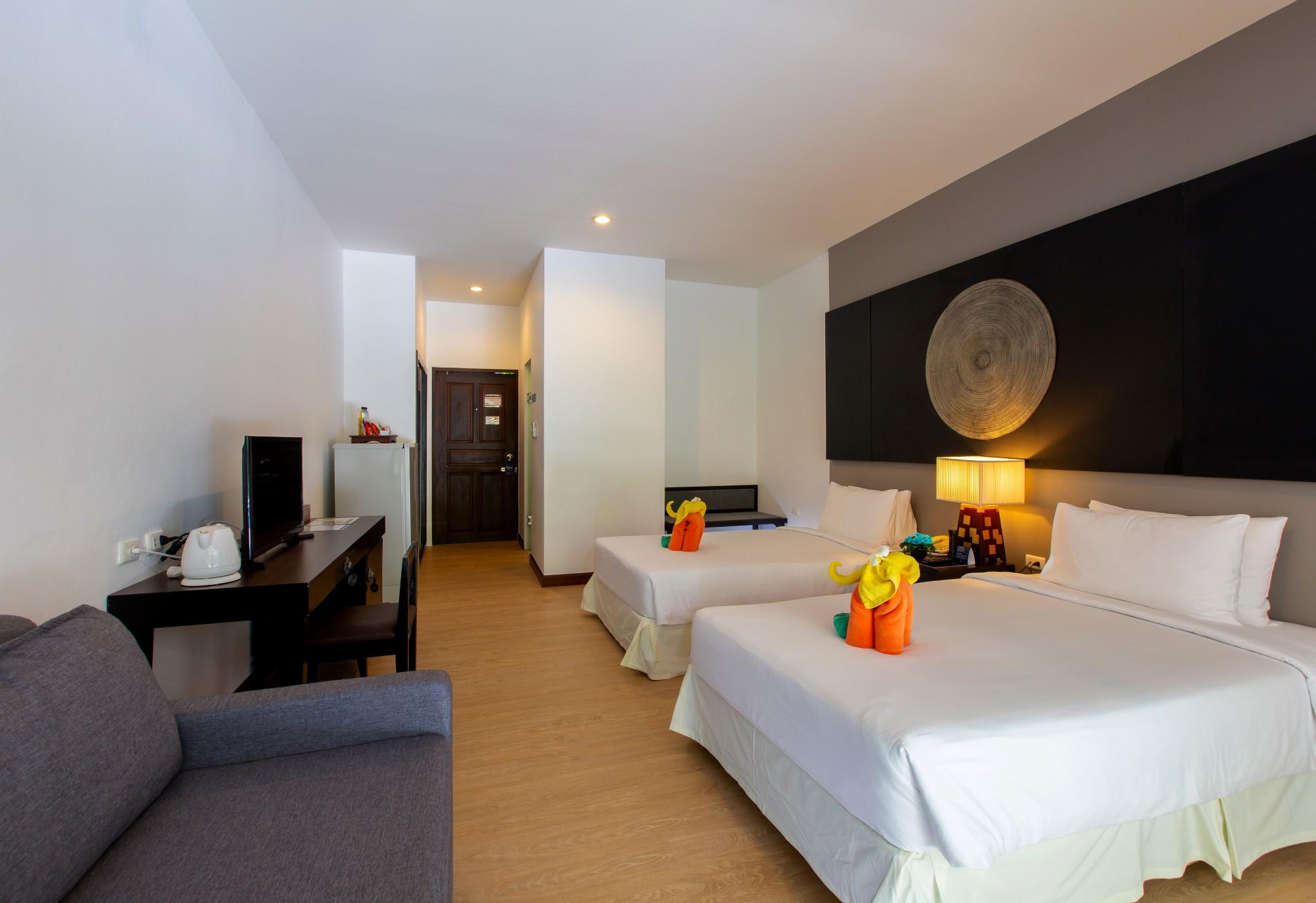 Nai Yang Beach Resort And Spa Exterior photo