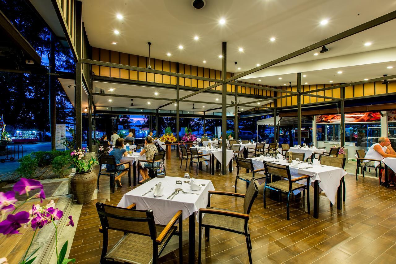 Nai Yang Beach Resort And Spa Exterior photo