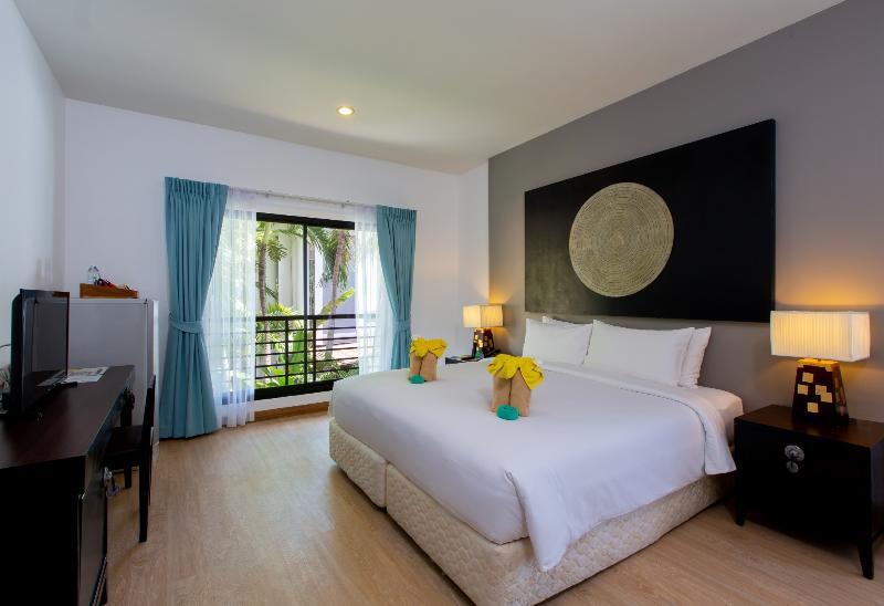 Nai Yang Beach Resort And Spa Exterior photo